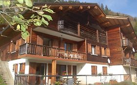 Appartement Le Grand-Bornand, 4 pièces, 6 personnes - FR-1-467-39